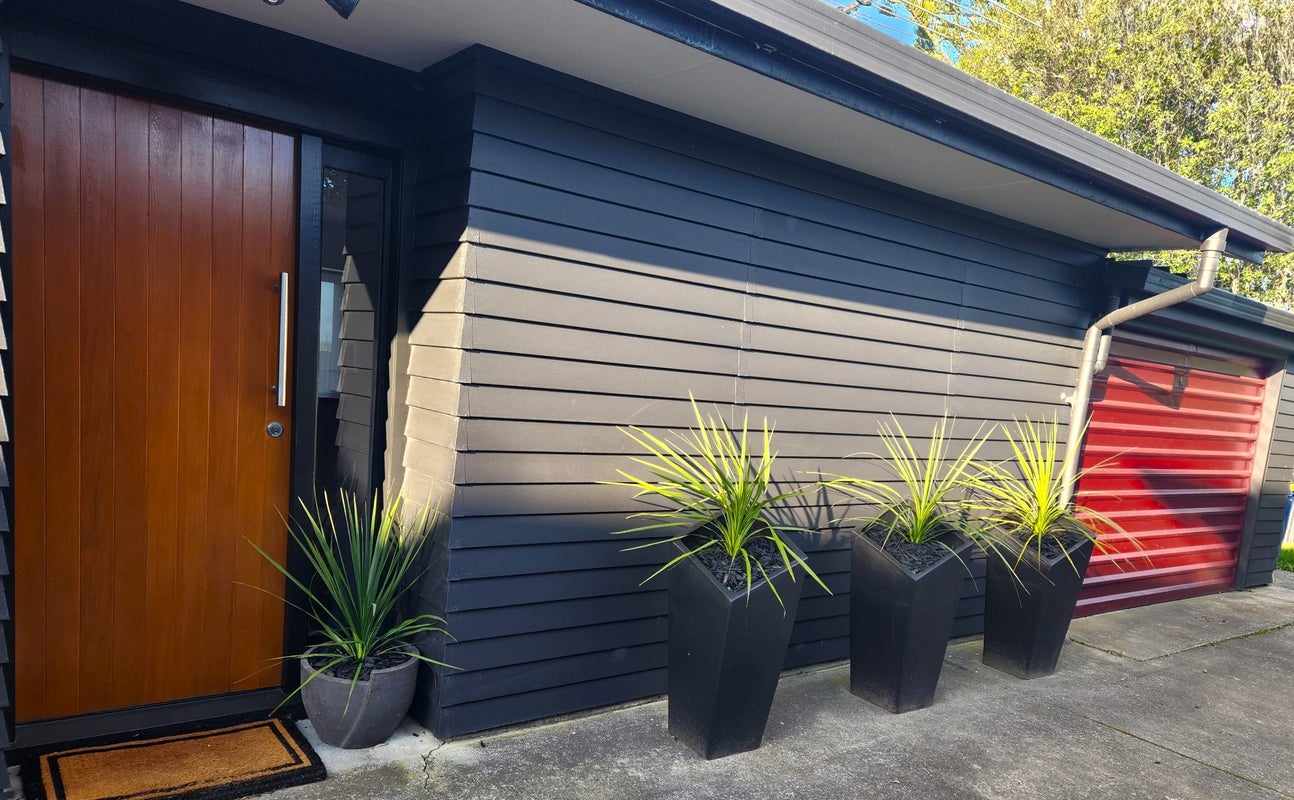 2/44 Waimumu Road, Massey, Auckland - Carousel 22