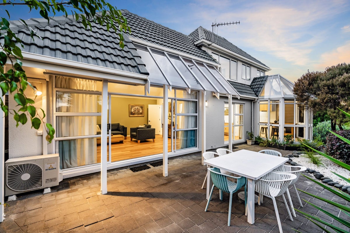 56A Saint Johns Road, St Johns, Auckland - Carousel 2