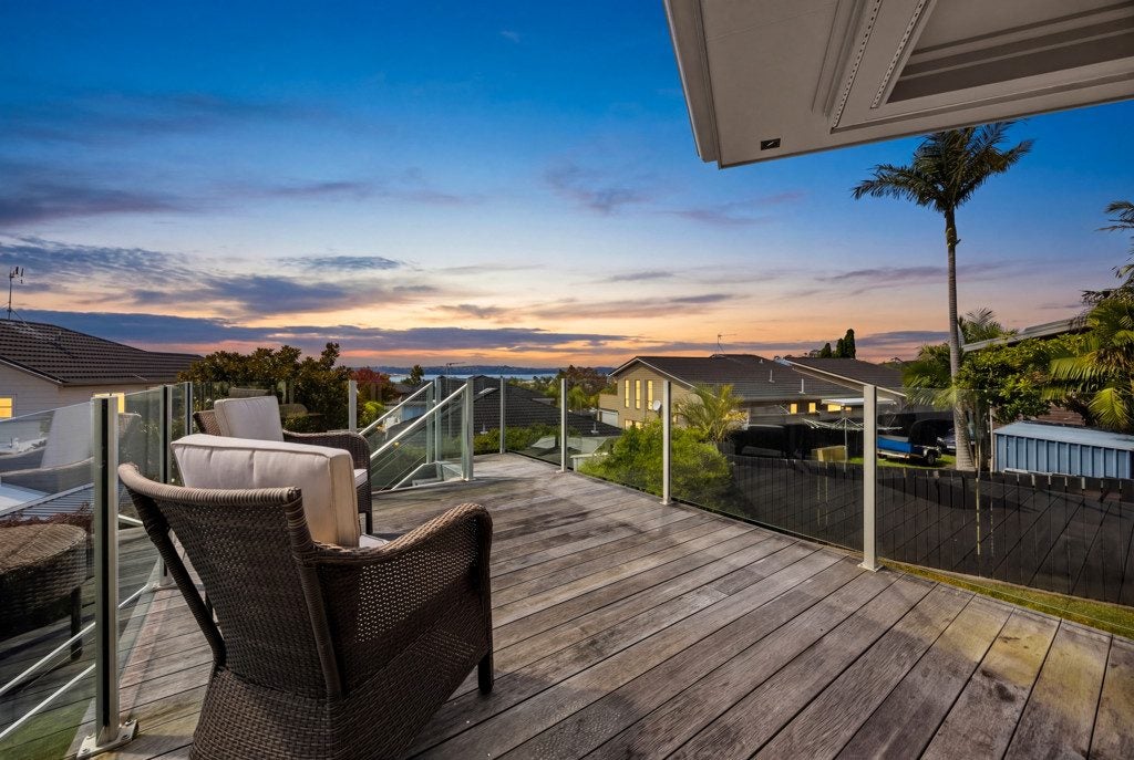 40 Westpark Drive, West Harbour, Auckland - Carousel 2