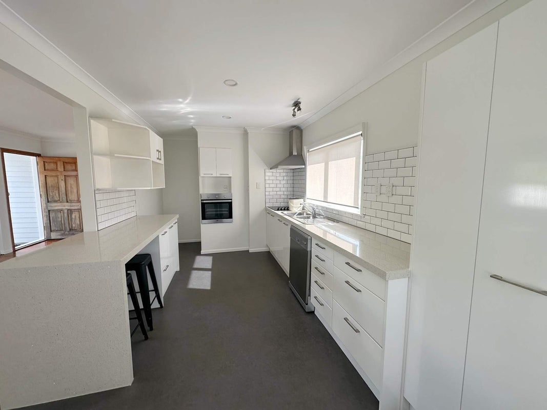 610 East Coast Road, Pinehill, Auckland - Carousel 2