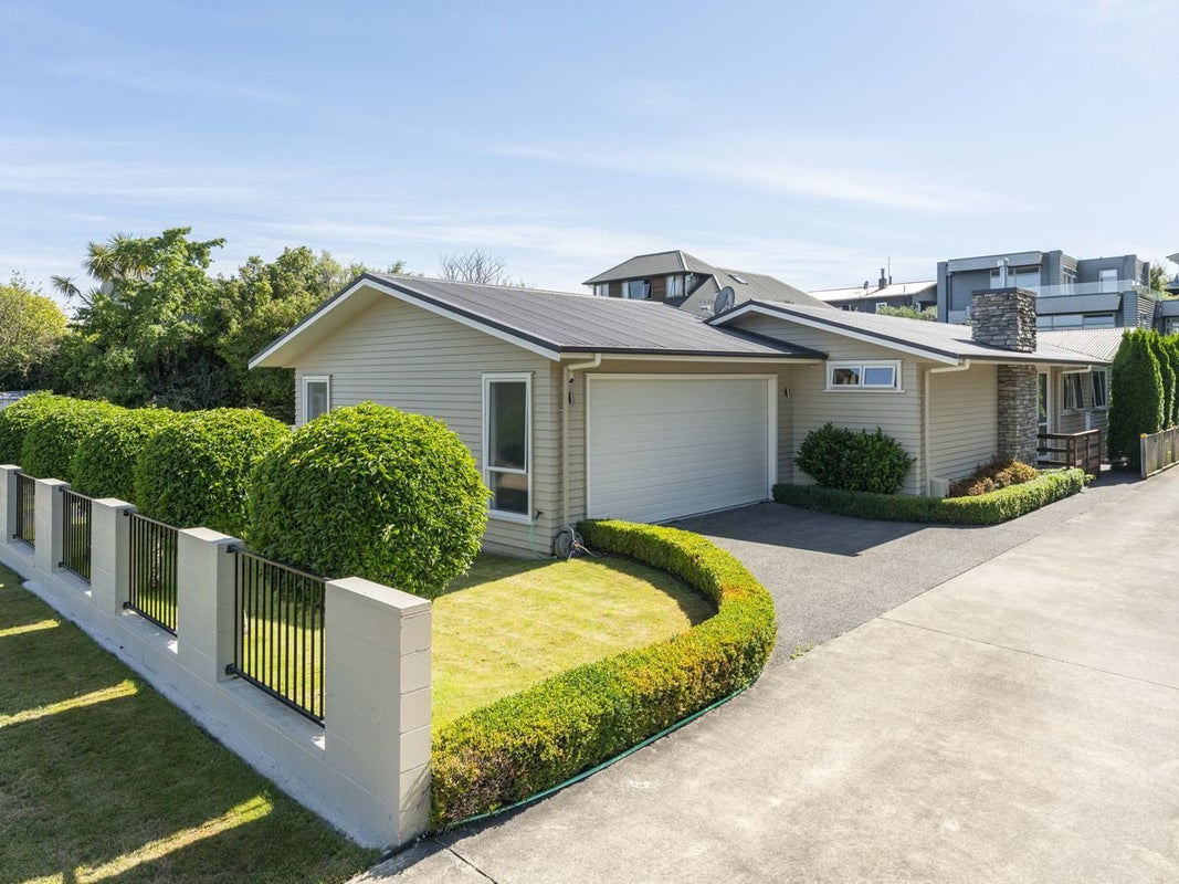 12 Kurupae Road, Hilltop, Taupo - Carousel 2