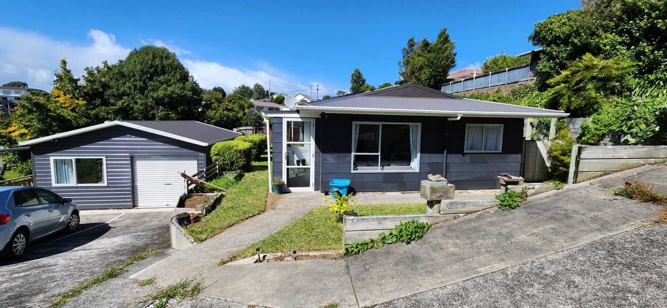 6A Brierley Place, Marfell, New Plymouth - Carousel 2
