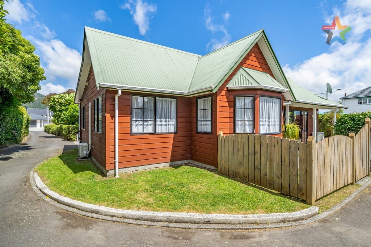 1/5 Tilbury ST, Fairfield, Lower Hutt - Carousel 1