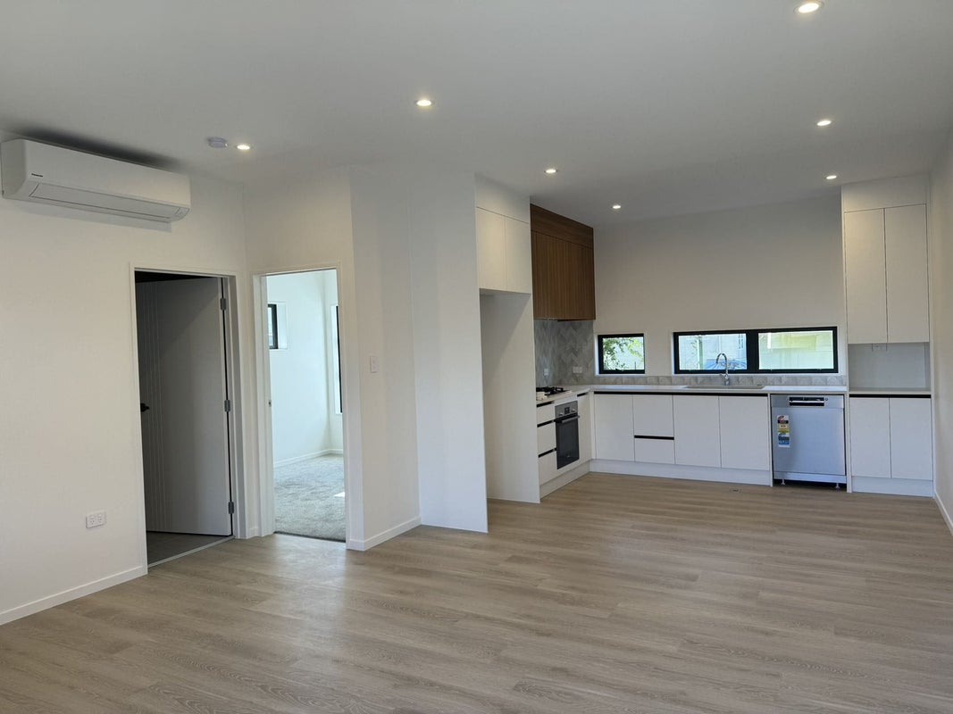 20 Gilliam Street, New Lynn, Auckland - Carousel 2