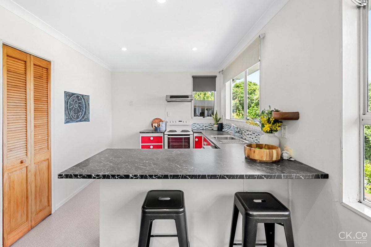 16B Hugh Duncan Street, Haywards, Lower Hutt - Carousel 2