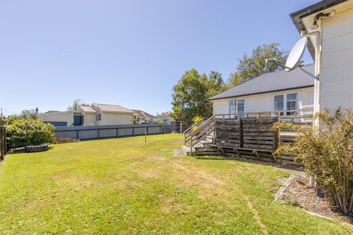 12 Freyberg Terrace, Waipukurau, Waipukurau - Carousel 16