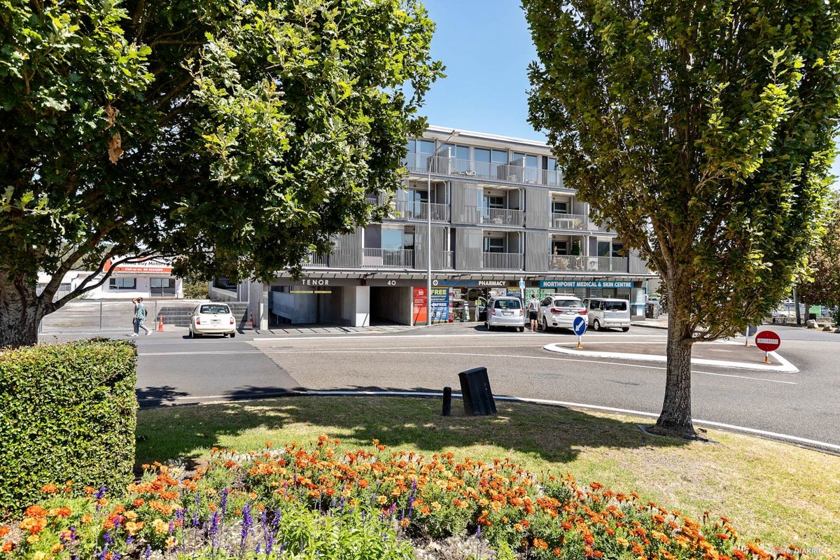 310/40 Library Lane, Albany, Auckland - Carousel 1