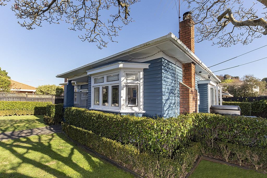 941 Mount Eden Road, Three Kings, Auckland - Carousel 21