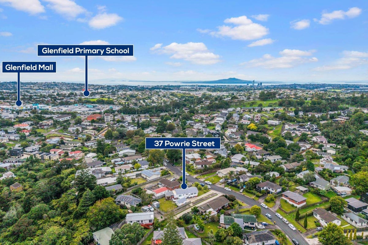 37 Powrie Street, Glenfield, Auckland - Carousel 15