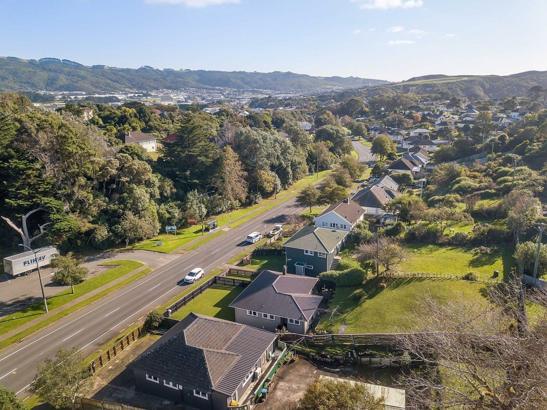 99 Mungavin Avenue, Ranui, Porirua - Carousel 18