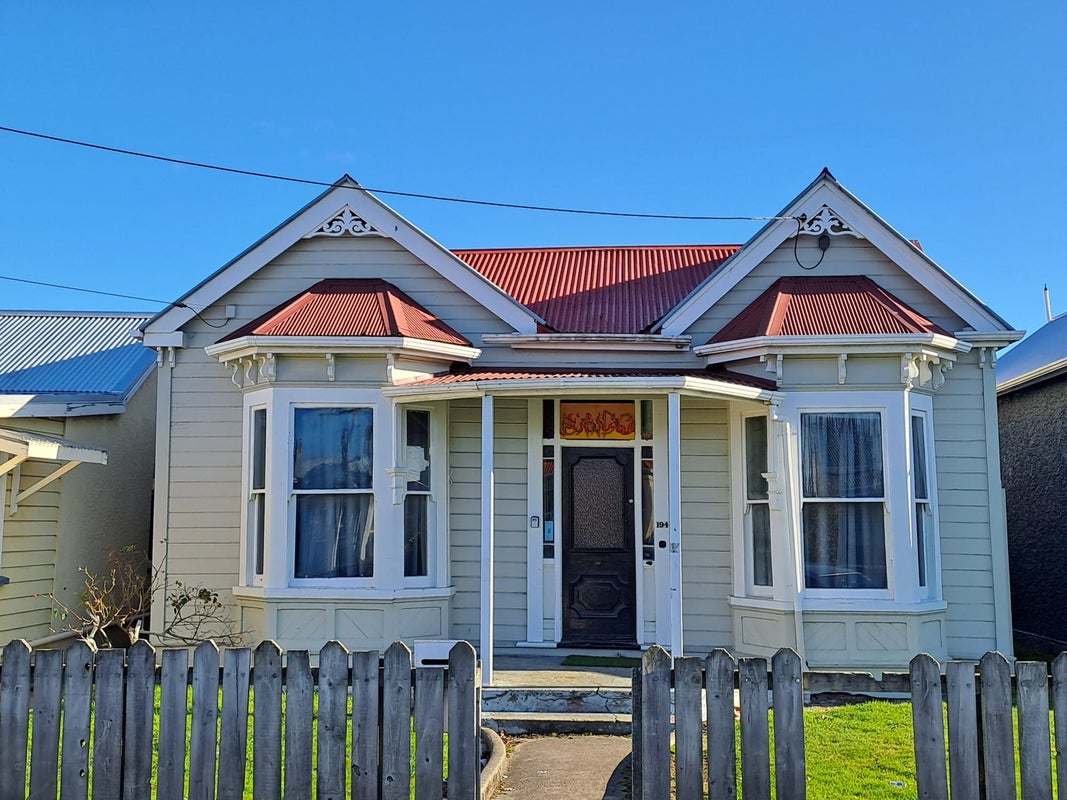 194 Leith Street, North Dunedin, Dunedin - Carousel 1