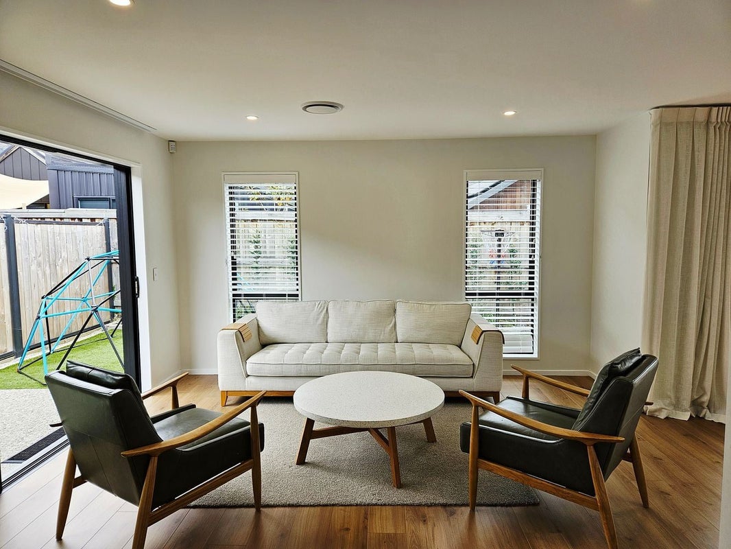 15 Collie Road, Jacks Point, Queenstown - Carousel 1
