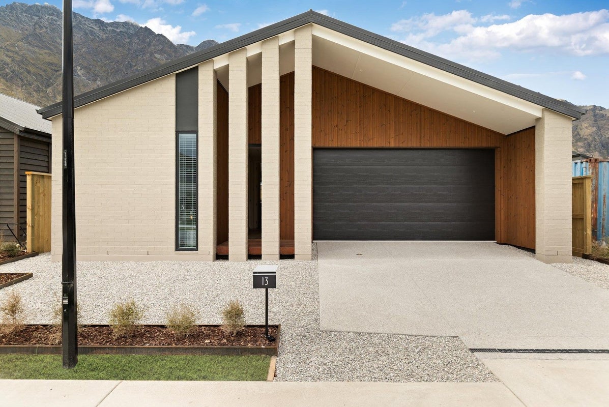 13 Woolshed Road, Jacks Point, Queenstown - Carousel 1