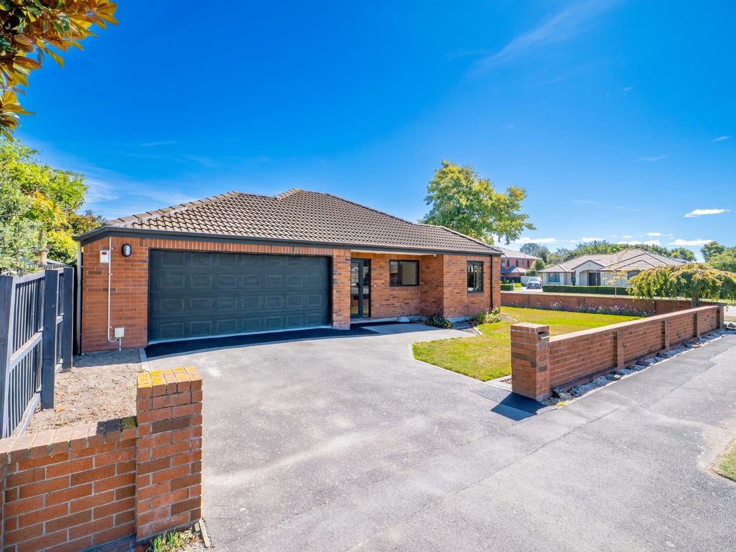 40 Travis Country Drive, Burwood, Christchurch - Carousel 1