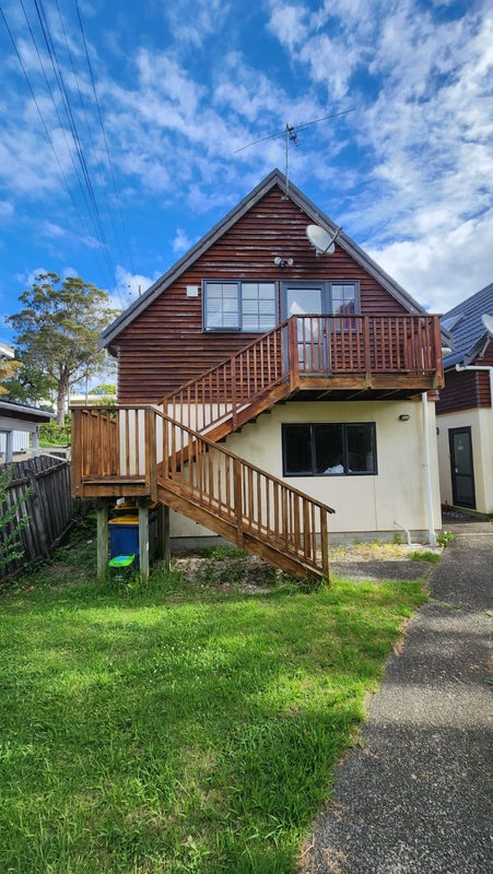 2/17 Sandown Road, Rothesay Bay, Auckland - Carousel 2