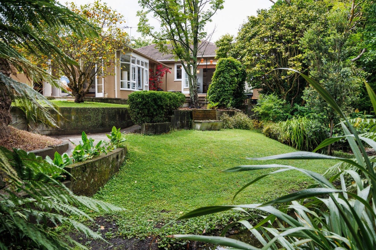 277 Park Road, Hokowhitu, Palmerston North - Carousel 1