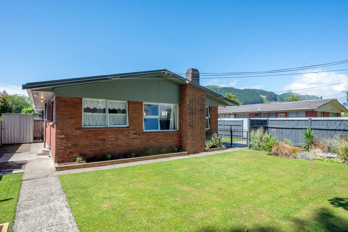 5 Domain Avenue, Ngongotaha, Rotorua - Carousel 1