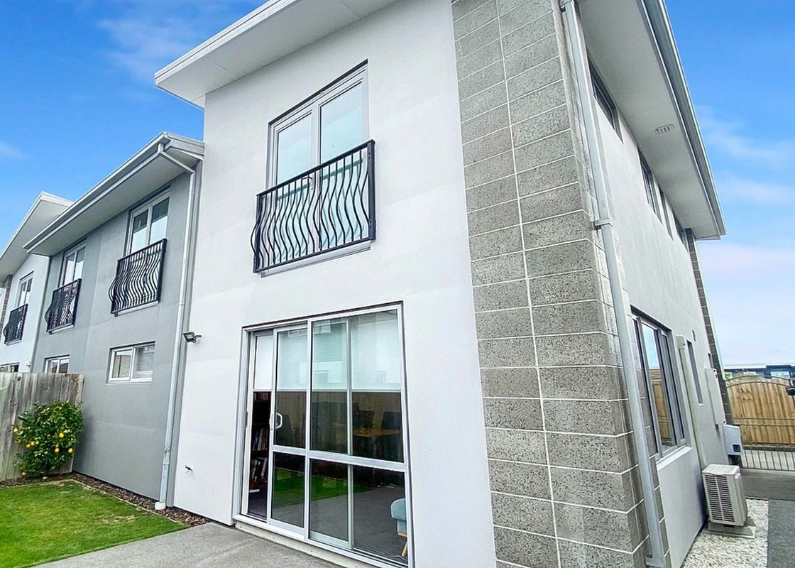 212C Lincoln Road, Addington, Christchurch - Carousel 1