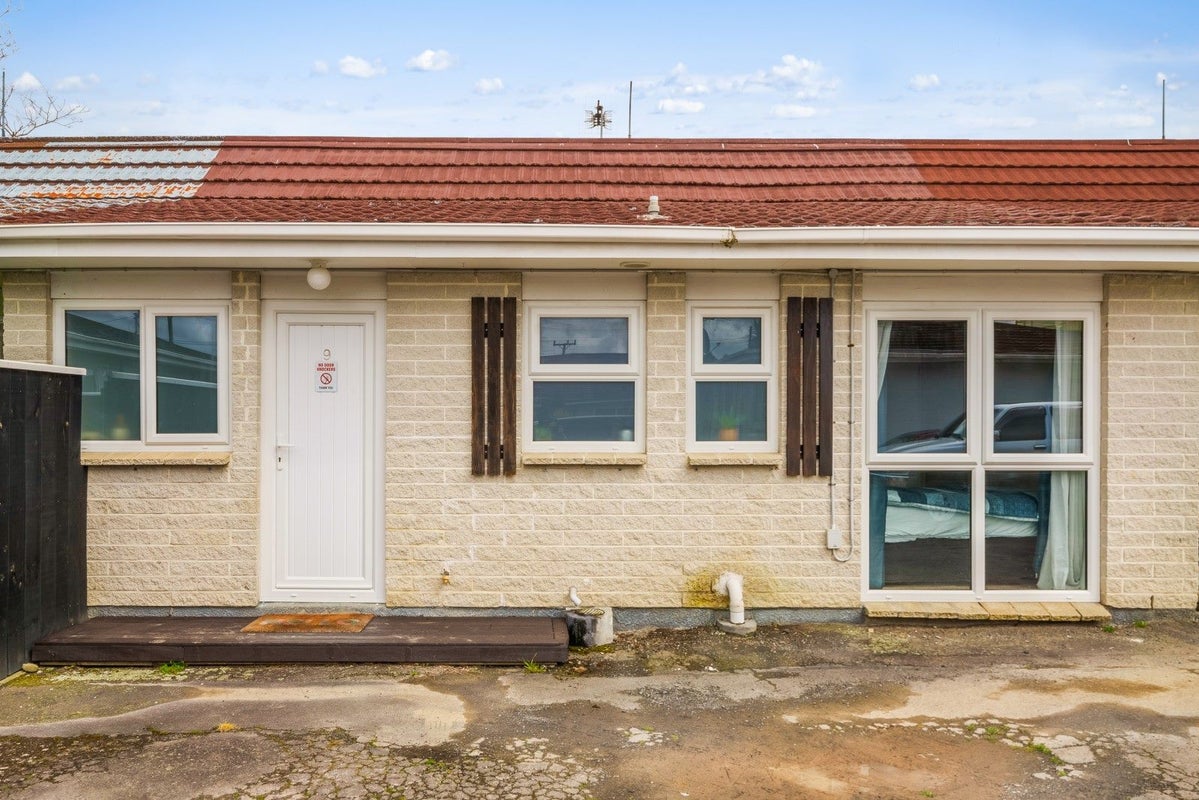 9/37 MERTON ST, TRENTHAM, UPPER HUTT - Carousel 13