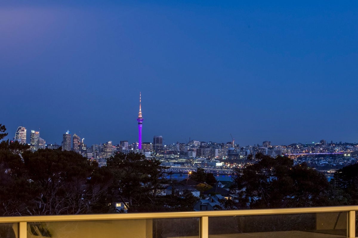 8B Huka Road, Birkenhead, Auckland - Carousel 29