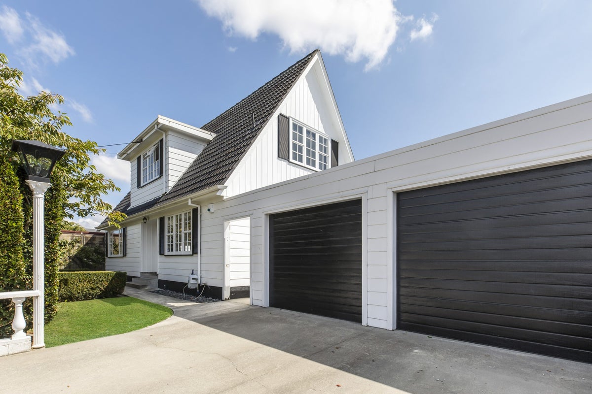 168 Sandwich Road, St Andrews, Hamilton - Carousel 1