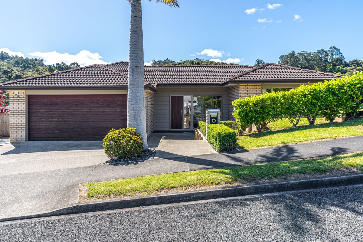 117A Glendhu Road, Bayview, Auckland - Carousel 1