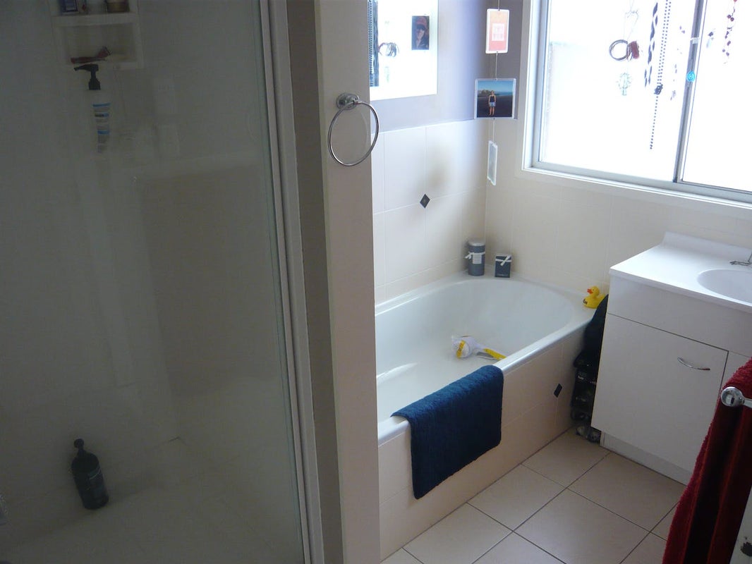 1/17 Dunraven Place, Torbay, Auckland - Carousel 2