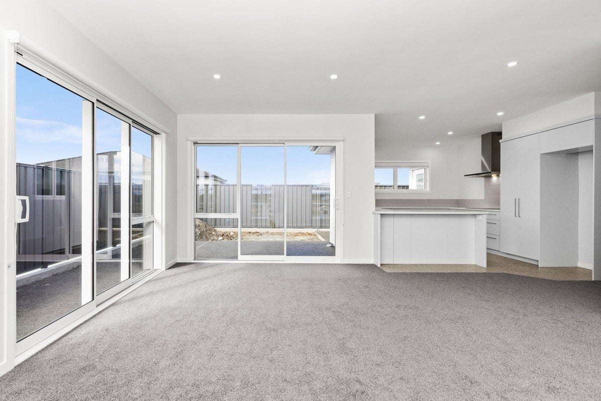 102 Eriksen Road, Te Awa, Napier - Carousel 2