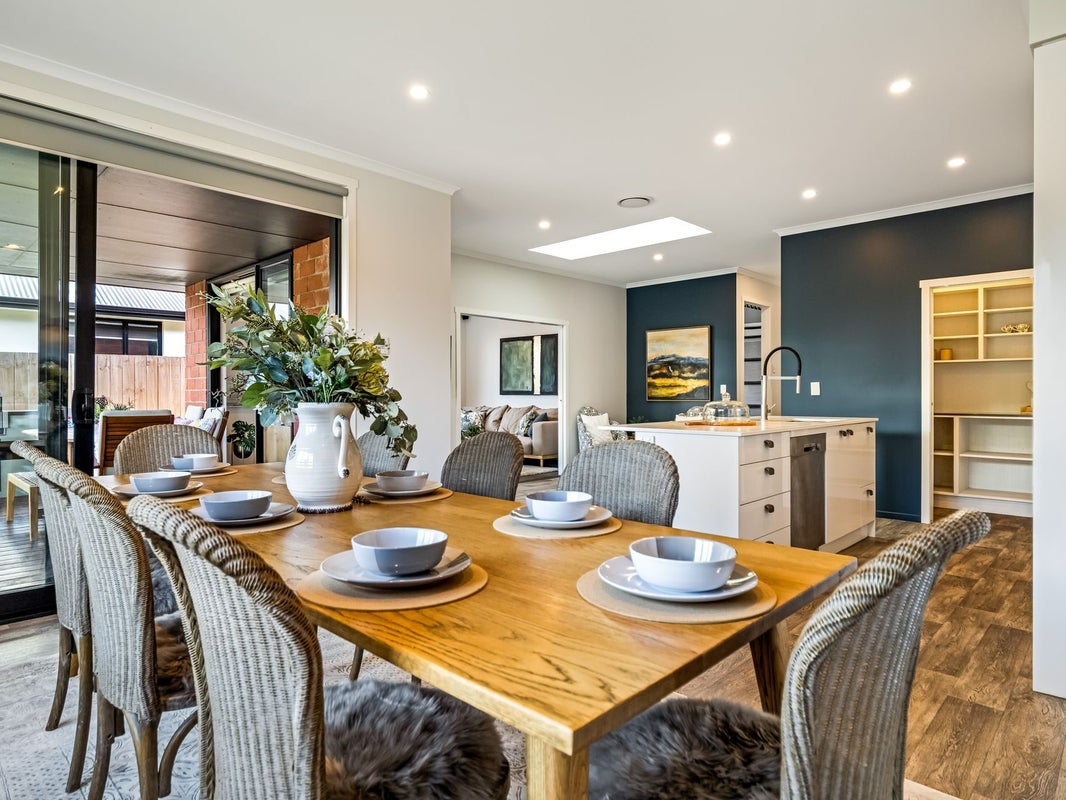 14 Wheriko AVE, Glenbrook, Glenbrook - Carousel 1