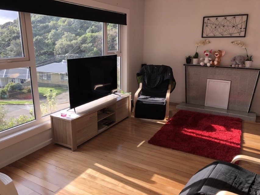 23 Holmes Grove, Naenae, Lower Hutt - Carousel 1