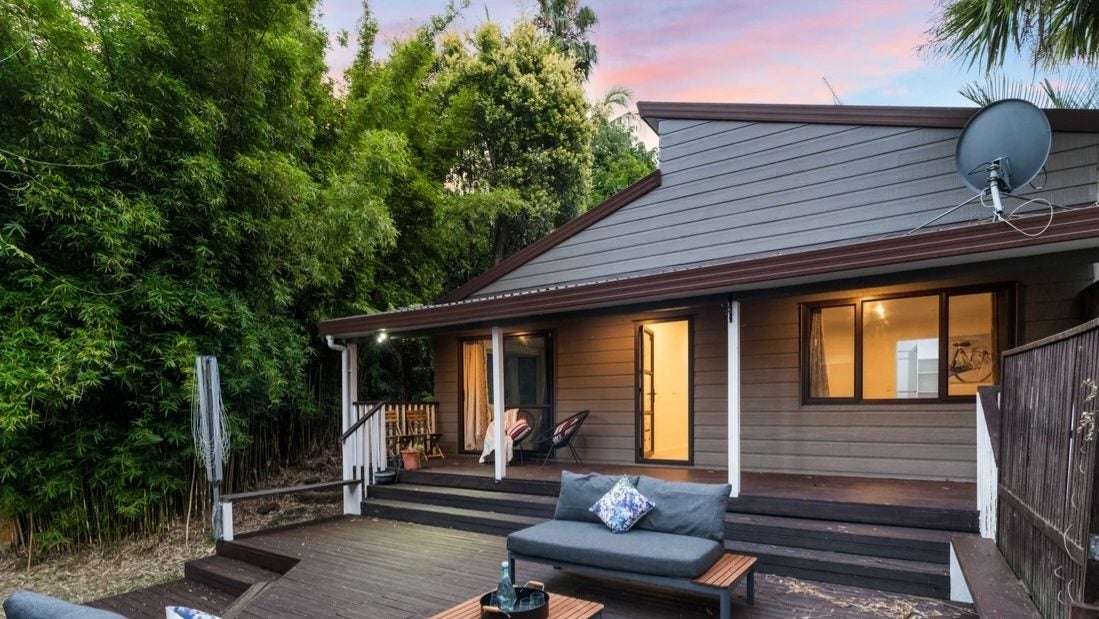 11B Impala Place, Hillsborough, Auckland - Carousel 1