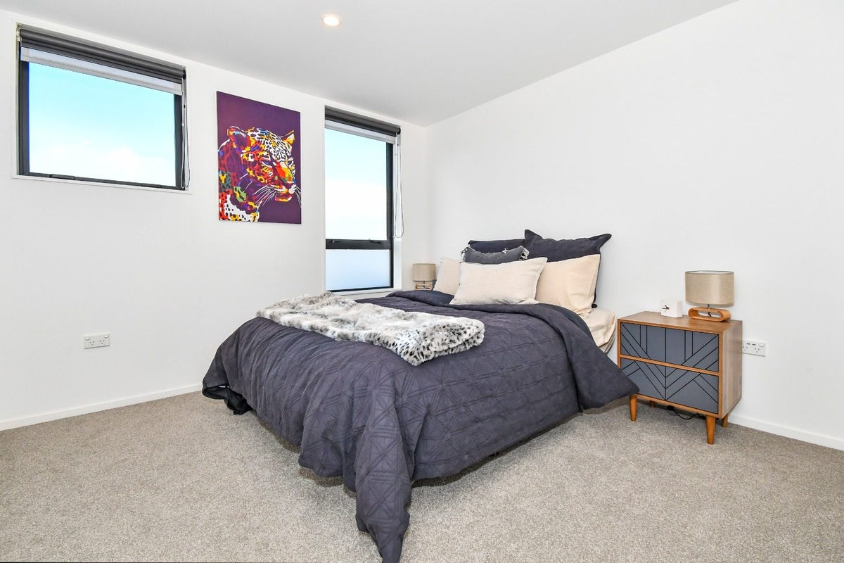 9B Playfair Road, Mount Roskill, Auckland - Carousel 6
