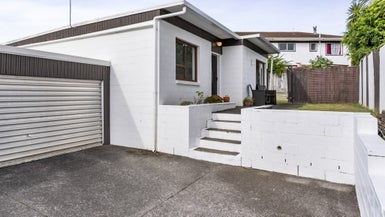 3/31 Gardner Avenue, New Lynn, Auckland - Carousel 1