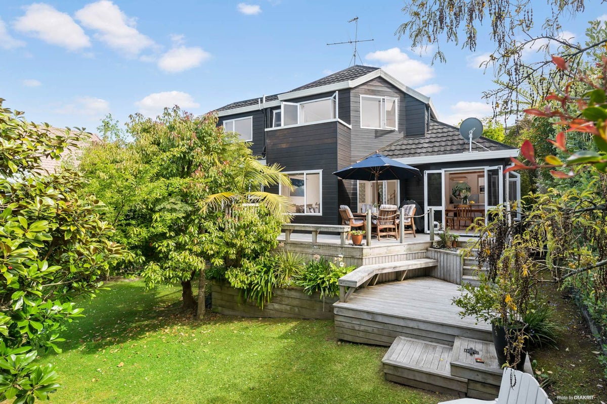 3/418 Beach Road, Mairangi Bay, Auckland - Carousel 1