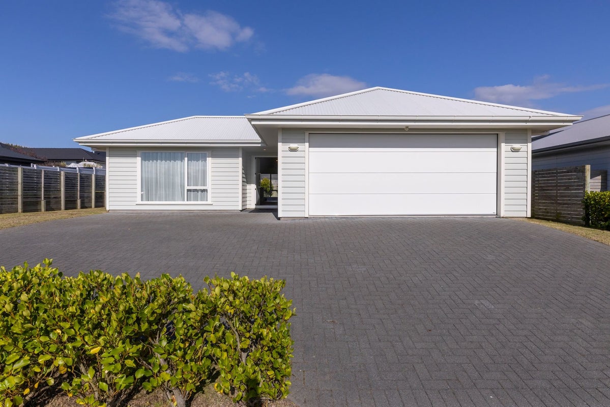 14 Windsor Street, Richmond Heights, Taupo - Carousel 1
