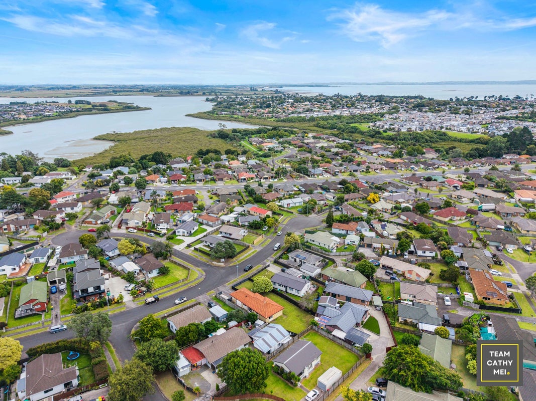 15 Bernina Place, Weymouth, Auckland - Carousel 39