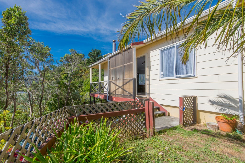 29 Edgeware Road, Wilton, Wellington - Carousel 1