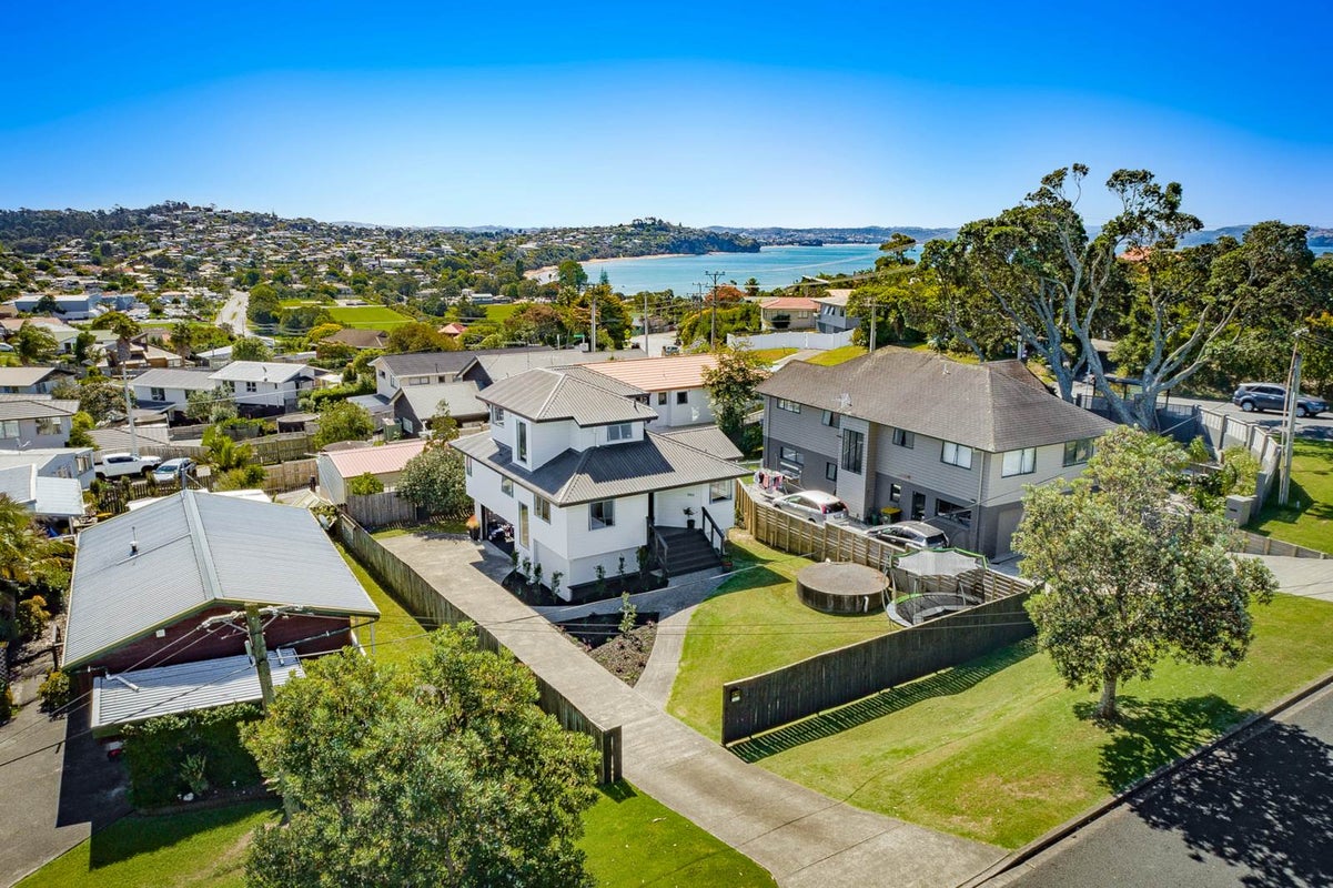 106A Stanmore Bay Road, Stanmore Bay, Whangaparaoa - Carousel 1