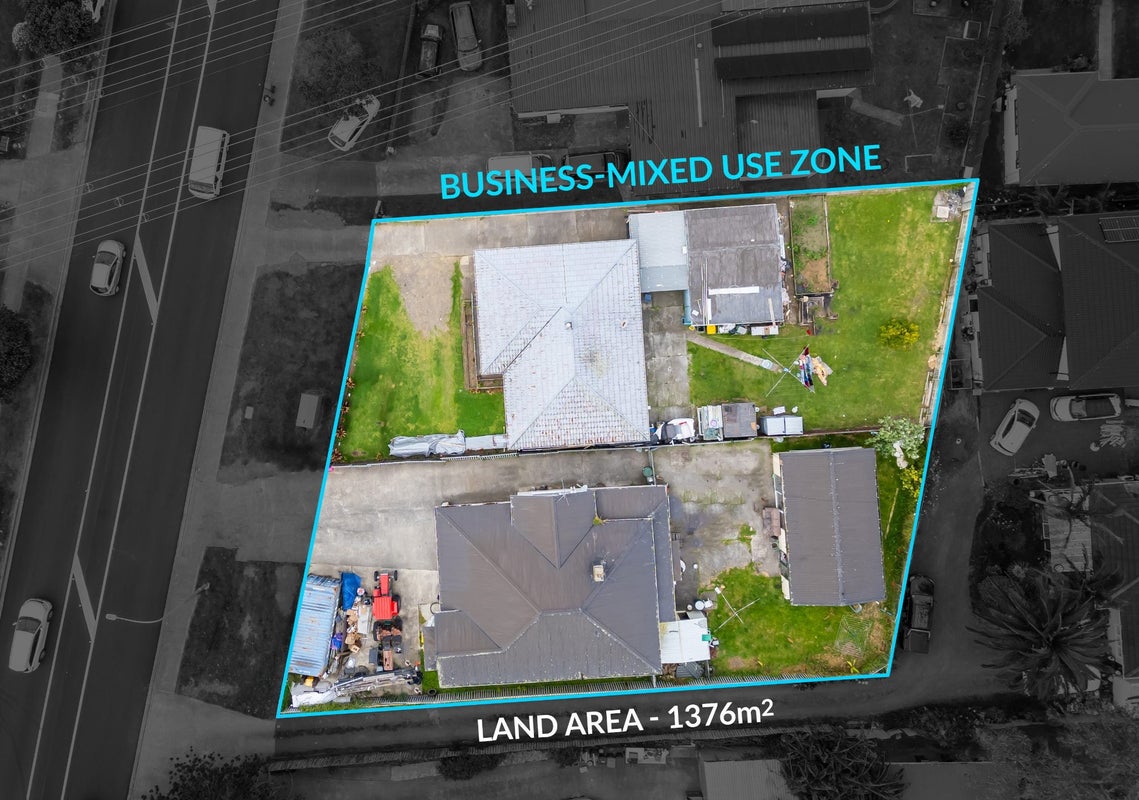 306 Massey Road, Mangere East, Auckland - Carousel 1