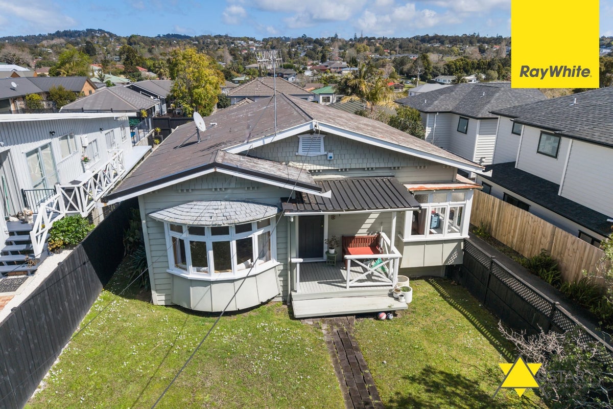 37 Willerton Avenue, New Lynn, Auckland - Carousel 1