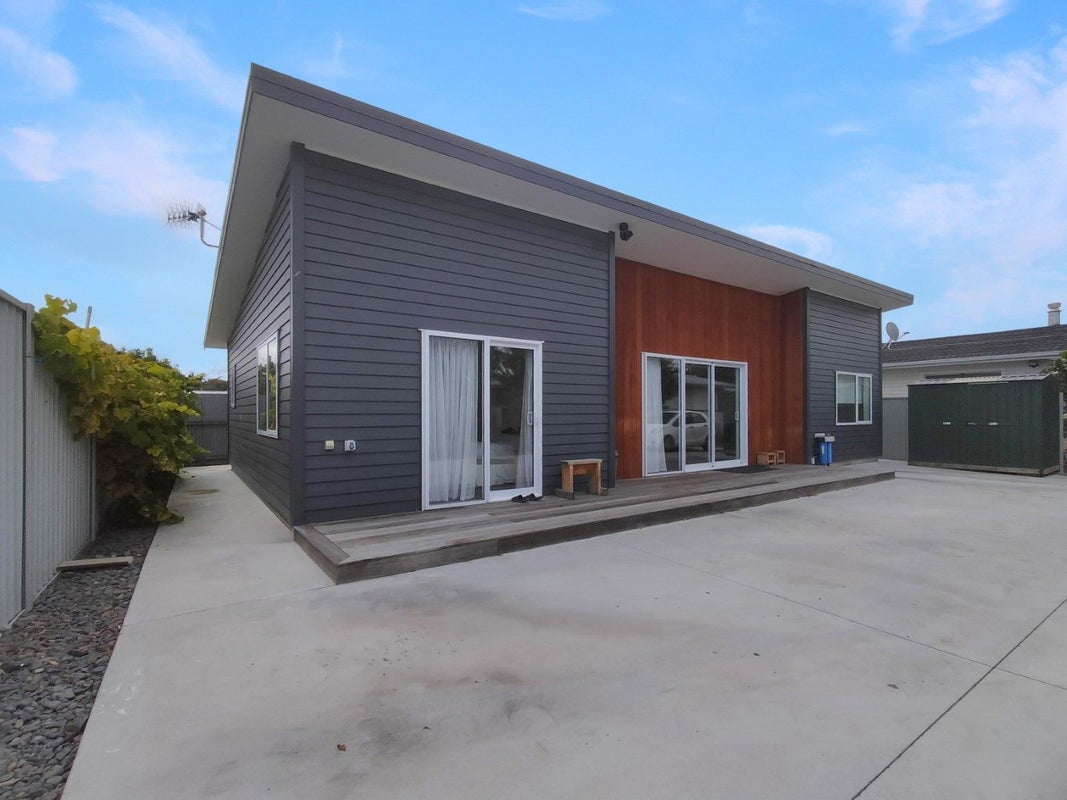 44A Leicester Avenue, Tamatea, Napier - Carousel 1