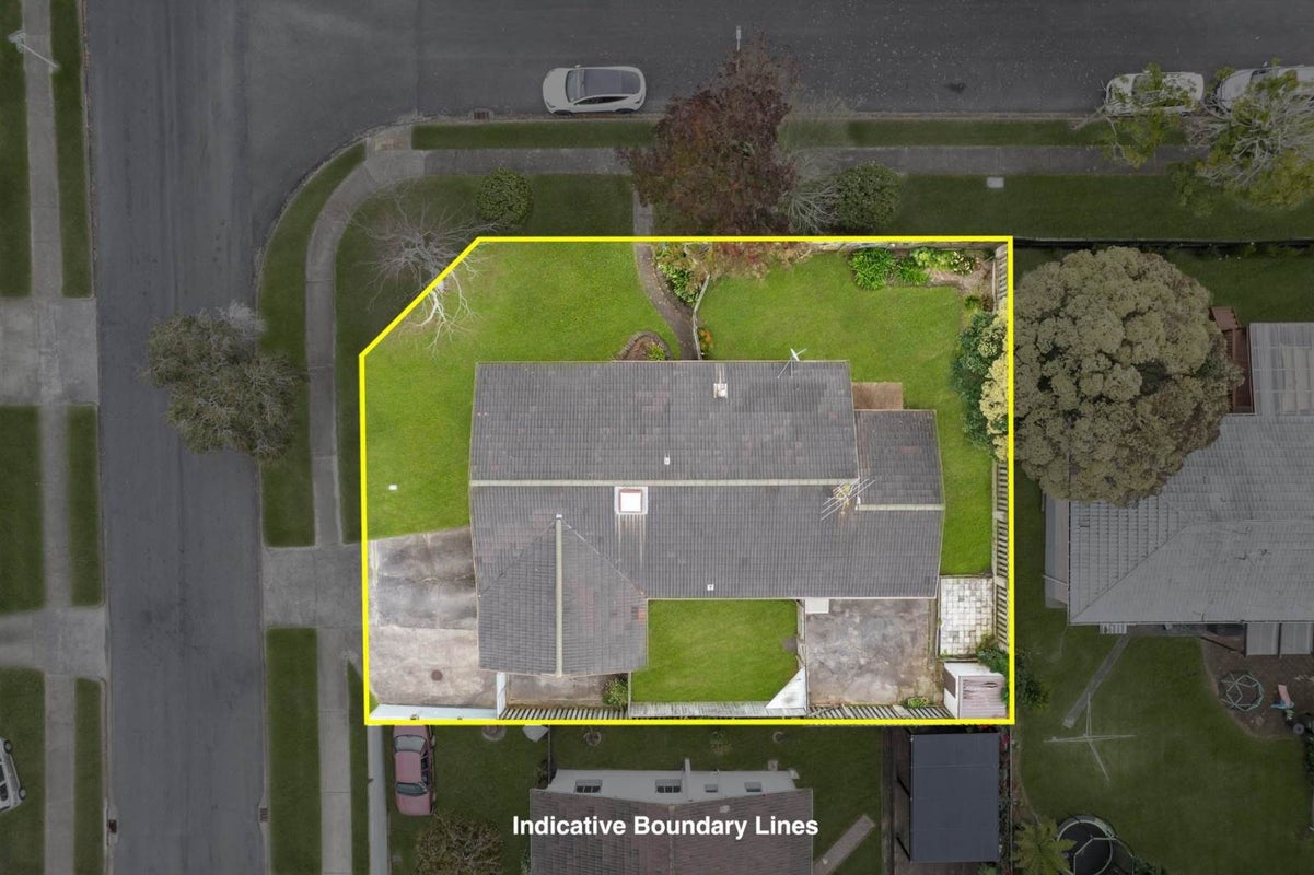 20 Huber Street, Weymouth, Auckland - Carousel 1