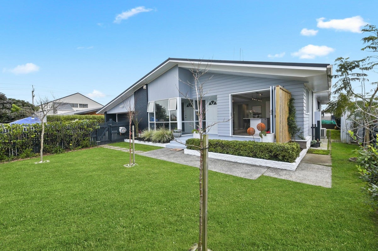 3 Delamare Road, St Andrews, Hamilton - Carousel 2