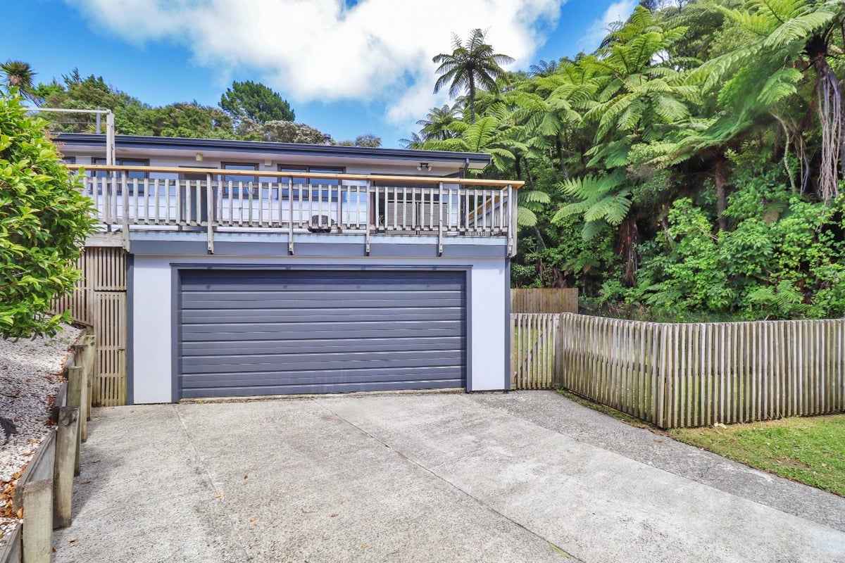 13 Picasso Grove, Belmont, Lower Hutt - Carousel 18