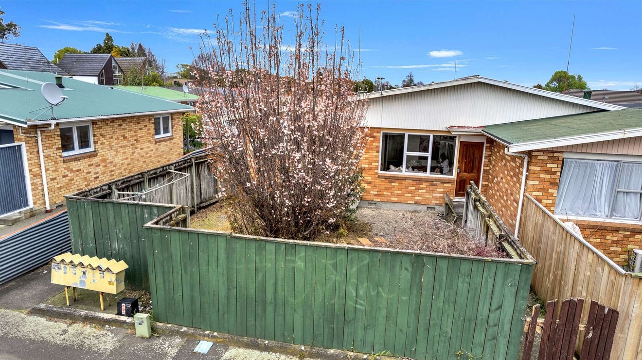 2/84 Linton Street, West End, Palmerston North - Carousel 2