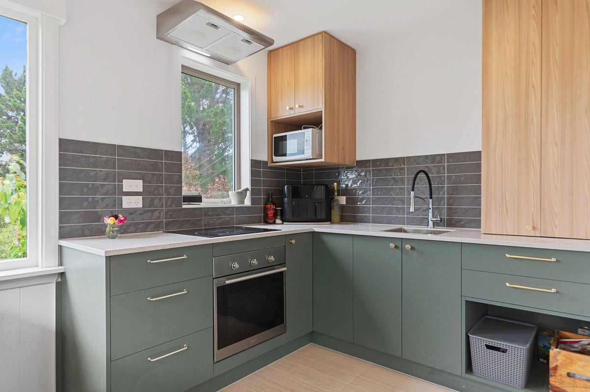 2A Kura Lane, Diamond Harbour, Lyttelton - Carousel 2