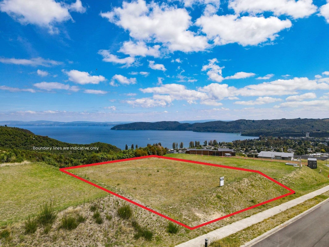 21 Locheagles Rise, Kinloch, Taupo - Carousel 1