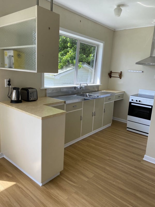 52 Donovan Street, Blockhouse Bay, Auckland - Carousel 2