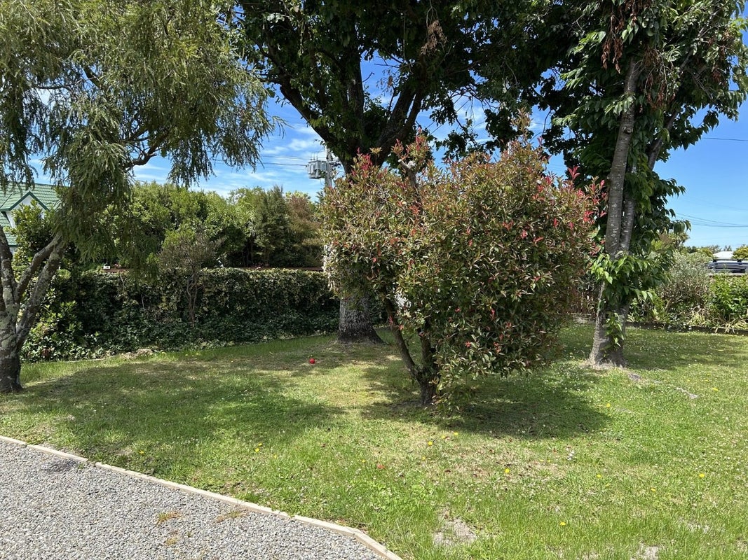 87 Watt Street, Featherston - Carousel 11