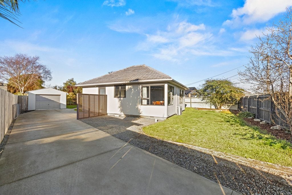13 Baker Street, New Brighton, Christchurch - Carousel 1